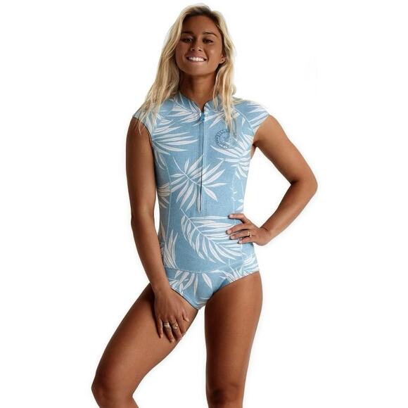 Billabong• 1mm Salty Dayz Vest Wetsuit